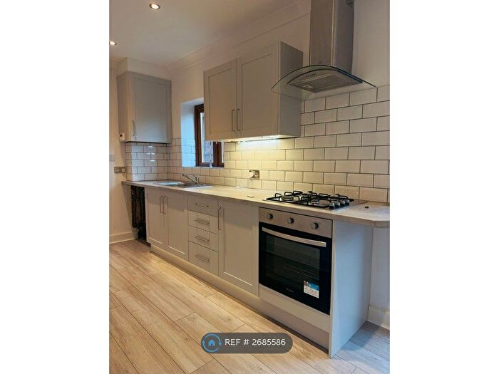 2 Bedroom End Terrace House To Rent In Rothbury Avenue, London, RM13