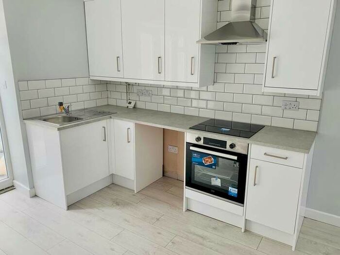 3 Bedroom Terraced House To Rent In West View Terrace, Six Bells