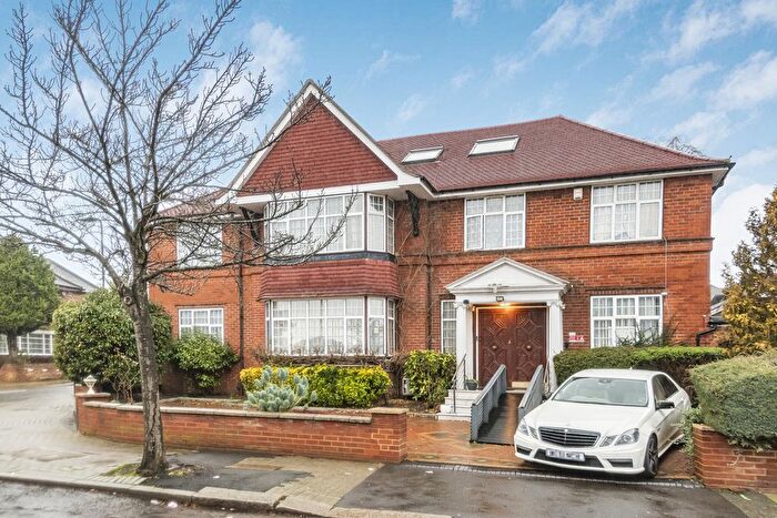 10 Bedroom Detached House For Sale In Beaufort Road, London, W5