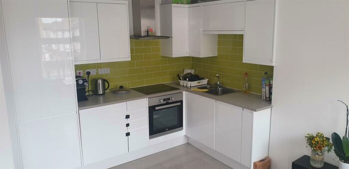 2 Bedroom Flat To Rent In BHigh Street, London, E17