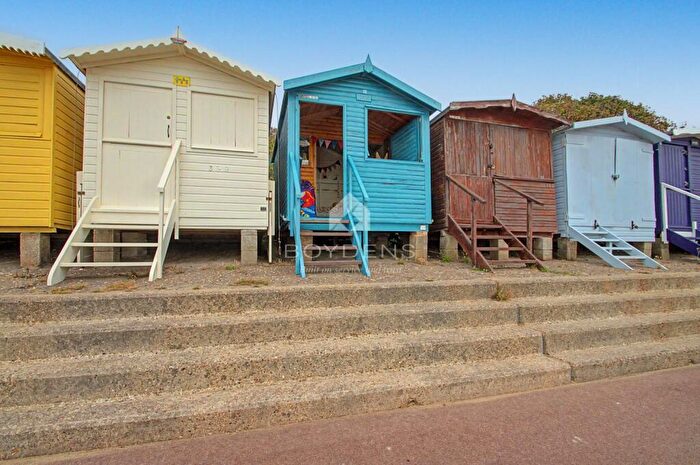 Chalet For Sale In High Wall, Frinton-on-sea, CO13