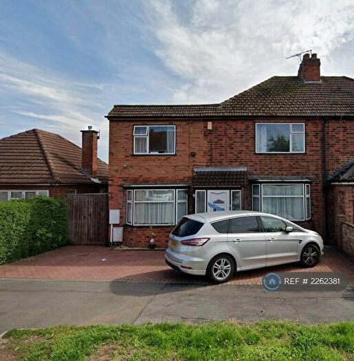 4 Bedroom Semi-Detached House To Rent In Colby Drive, Thurmaston, Leicester, LE4