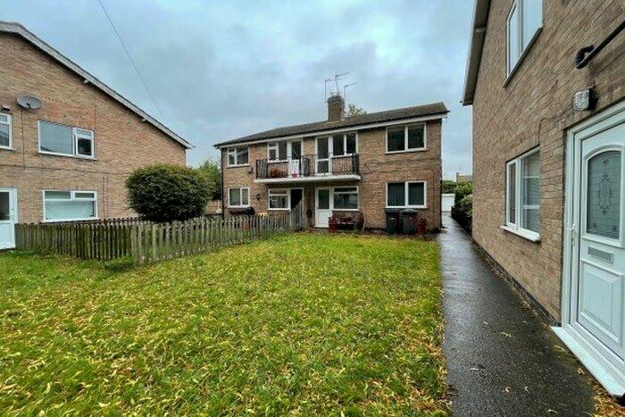 2 Bedroom Flat To Rent In Stoke Lane, Nottingham, NG4