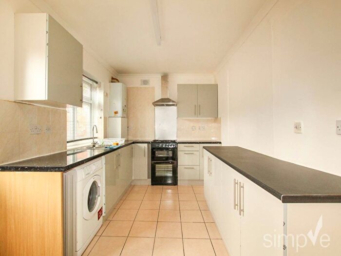 4 Bedroom Property To Rent In Western Road, Southall, Middlesex, UB2