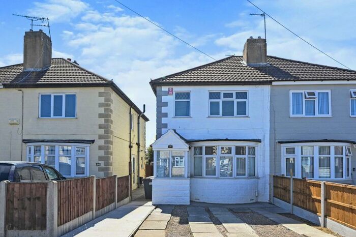 3 Bedroom Semi-Detached House To Rent In Anthony Drive, Alvaston, Derby, Derbyshire, DE24