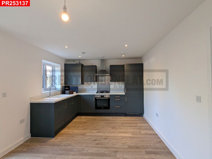 3 Bedroom House To Rent In Milton Keynes – Bedrooms House, MK8