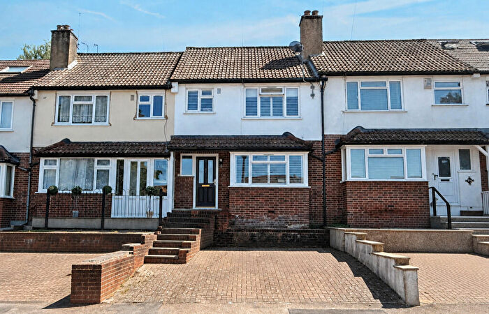 3 Bedroom Terraced House For Sale In Coulsdon, Surrey, CR5