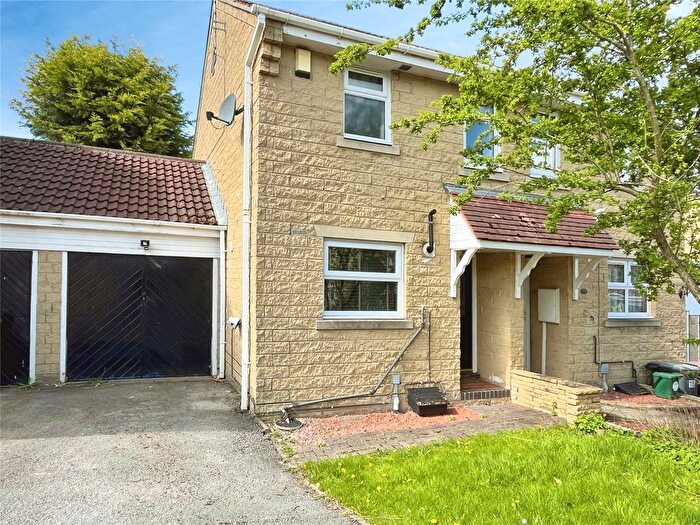2 Bedroom Semi Detached House To Rent In Laneward Close, Shipley View, Ilkeston, Derbyshire, DE7
