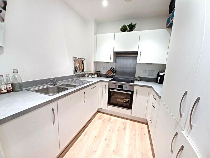 1 Bedroom Flat For Sale In Paynter House, Shipbuilding Way, London, Greater London, E13