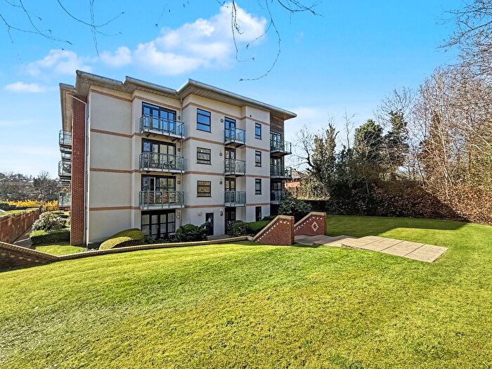 2 Bedroom Flat For Sale In Shorecliffe Rise, Radcliffe New Road, Radcliffe, M26