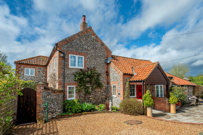 4 Bedroom Detached House For Sale In Flitcham, PE31