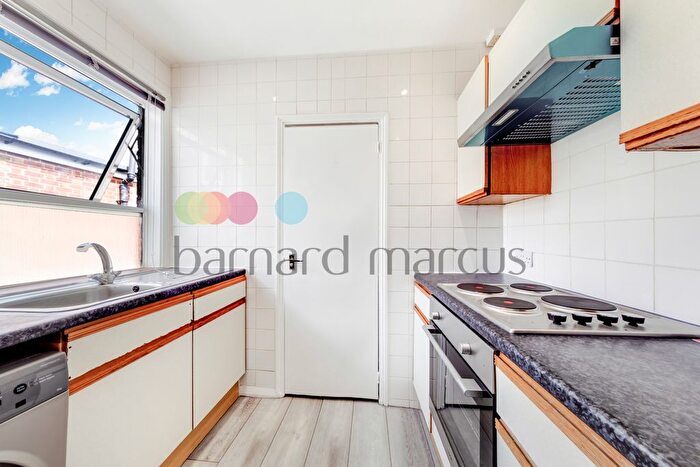 1 Bedroom Flat To Rent In Whitehorse Road, Croydon, CR0