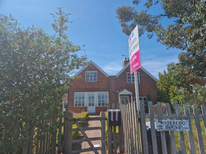 5 Bedroom Detached House For Sale In Stone Common, Blaxhall, Woodbridge, IP12