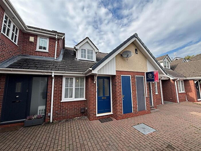 1 Bedroom Terraced House To Rent In St. James Court, Altrincham, WA15