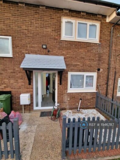 3 Bedroom Terraced House To Rent In Swanstead, Basildon, SS16