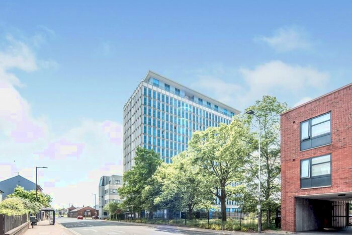 1 Bedroom Apartment To Rent In The Heights, St Johns Street, MK42