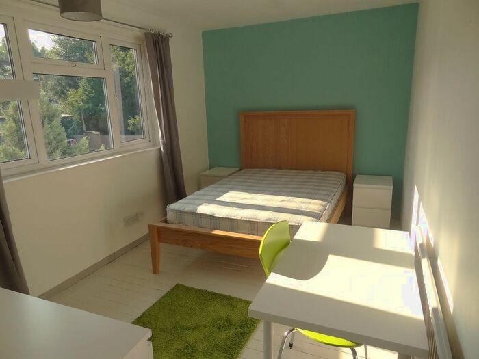 3 Bedroom Property To Rent In Sancroft Avenue, Canterbury, CT2