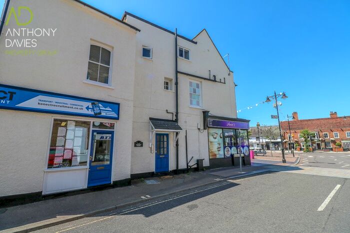 1 Bedroom Flat To Rent In Brewery Road, Hoddesdon, EN11