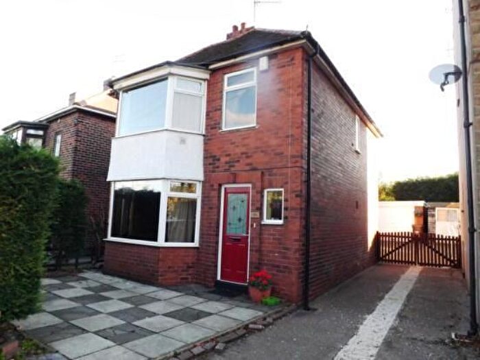 3 Bedroom Detached House To Rent In Aberford Road, Stanley, Wakefield, WF3