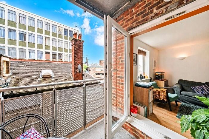 1 Bedroom Flat To Rent In Eclipse House, Station Road, Wood Green, London, N22