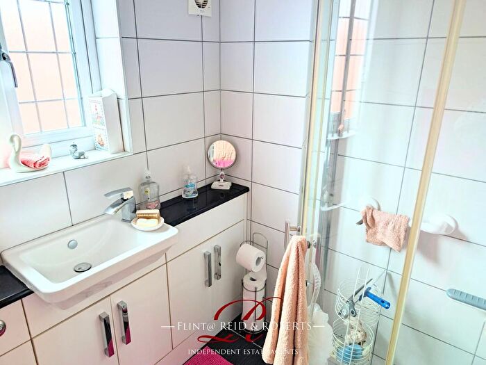 2 Bedroom Detached Bungalow For Sale In Field Park, Connah's Quay, Deeside, CH5