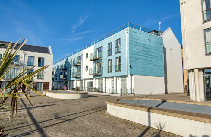 2 Bedroom Apartment To Rent In Harbour Square, Waterside Marina, Brightlingsea, Colchester, CO7