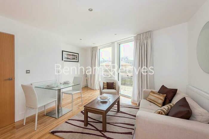 1 Bedroom Flat To Rent In Dowells Street, Greenwich, SE10