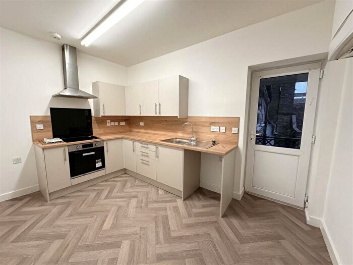 2 Bedroom Apartment To Rent In King Street, Stoke-On-Trent, ST4