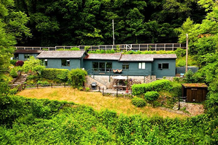 2 Bedroom Bungalow For Sale In Ashcroft, Umberleigh, EX37