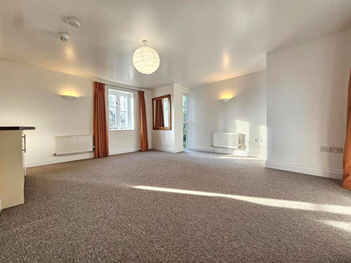 2 Bedroom Flat To Rent In Flat, Old Paper Mill, Ditton Walk, Cambridge, CB5