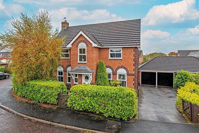 4 Bedroom Detached House For Sale In Stonehill Close, Appleton, Warrington, WA4