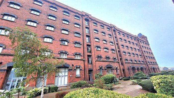 1 Bedroom Flat For Sale In Dock Road, Birkenhead, Wirral, CH41