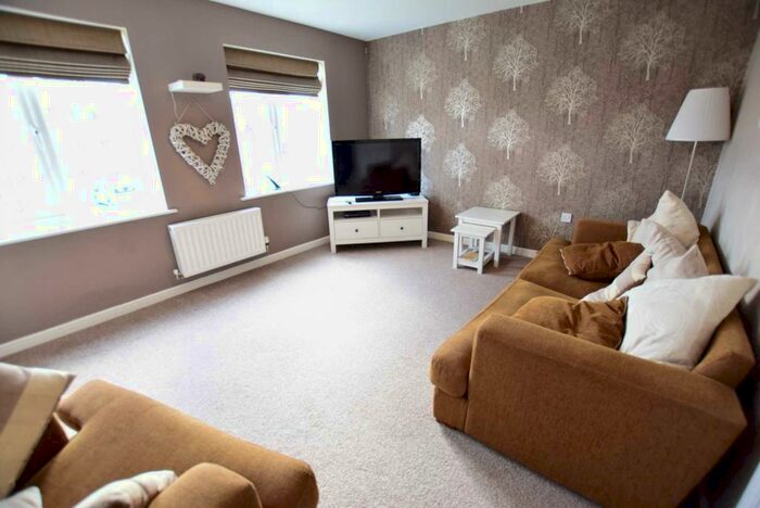 3 Bedroom Town House To Rent In Sycamore Drive, Wesham, PR4