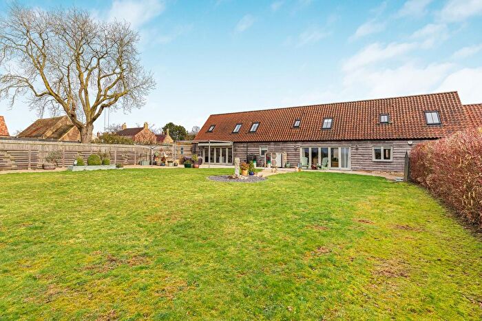 4 Bedroom Barn Conversion For Sale In Main Street, Great Gidding, Cambridgeshire., PE28