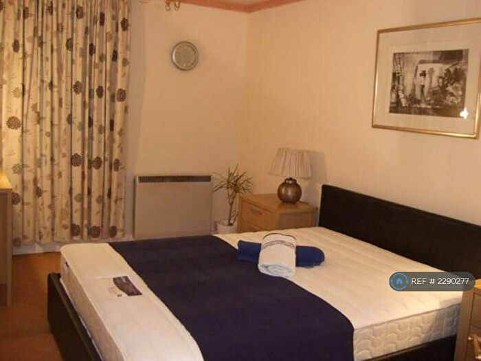 1 Bedroom Flat To Rent In Battersea, London, SW11