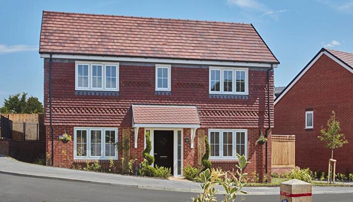 4 Bedroom Detached House For Sale In Coronation Avenue, Northaw Road East, Cuffley, EN6