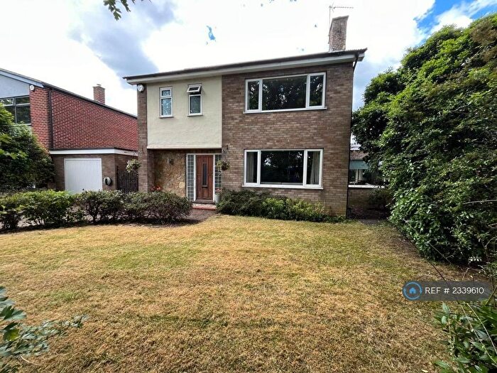 3 Bedroom Detached House To Rent In Polhill Avenue, Bedford, MK41