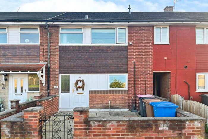 3 Bedroom Terraced House For Sale In Parkstone Road, M44