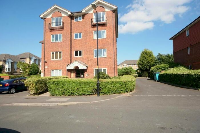 1 Bedroom Flat To Rent In Sheppard Drive, Bermondsey, SE16