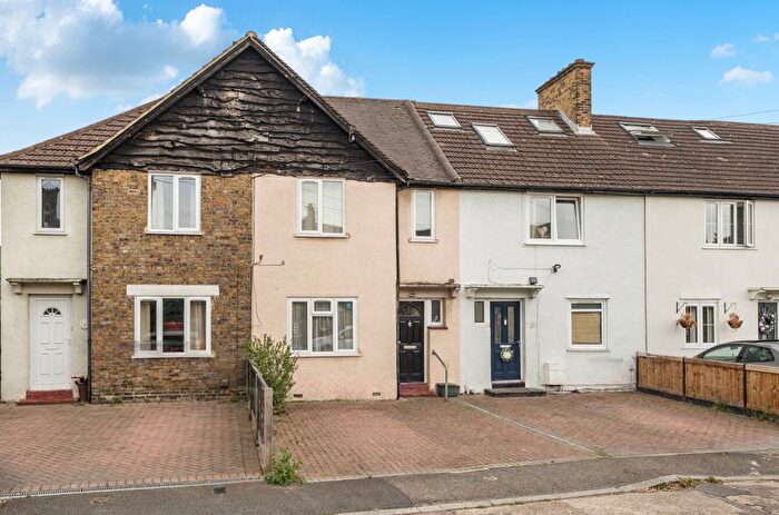 3 Bedroom Terraced House For Sale In Stuart Place, Mitcham, CR4