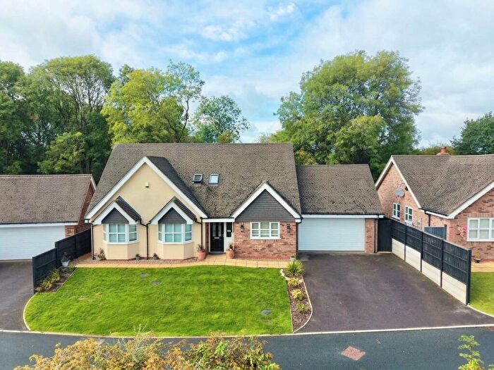 4 Bedroom Detached Bungalow For Sale In Dean Brook Drive, Bignall End, ST7