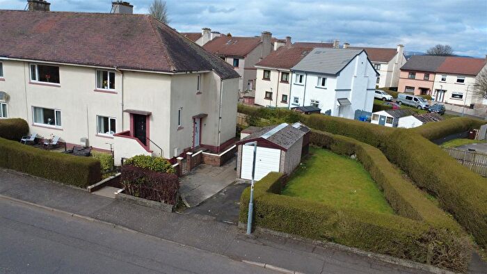 3 Bedroom Flat For Sale In Boglestone Avenue, Port Glasgow, PA14