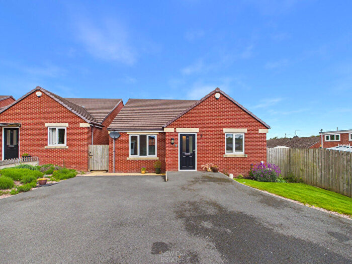 3 Bedroom Bungalow For Sale In Clay Fields View, Clay Cross, S45
