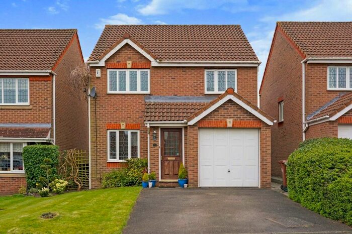 3 Bedroom Detached House To Rent In Woodlea Green, Meanwood, Leeds, West Yorkshire, LS6