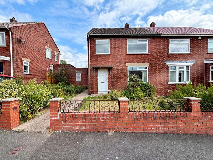 3 Bedroom Semi-Detached House For Sale In Ullswater Crescent, Winlaton, NE21