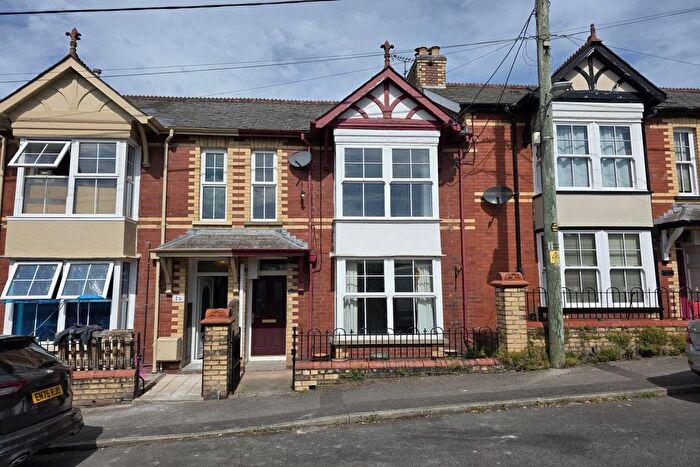 3 Bedroom Semi-Detached House For Sale In Wyndham Road, Abergavenny, NP7