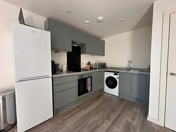 1 Bedroom Flat To Rent In Bevington Bush, Liverpool, L3