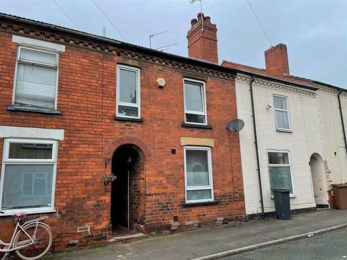 2 Bedroom Terraced House For Sale In Eastfield Street, Lincoln, LN2