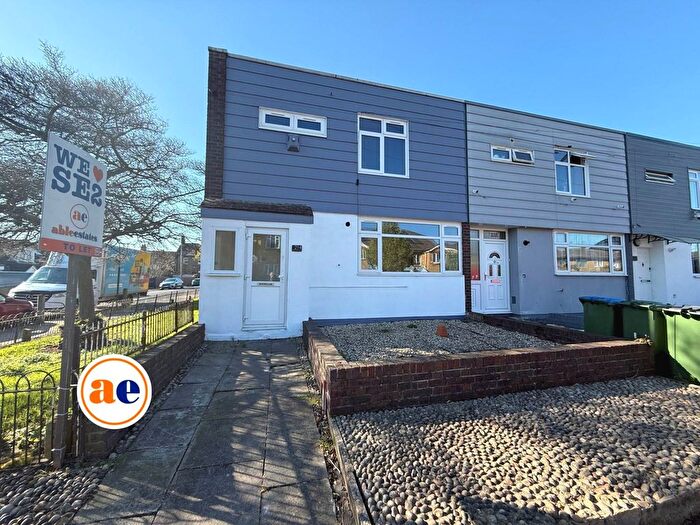 2 Bedroom Property To Rent In Bracondale Road, Abbey Wood, SE2