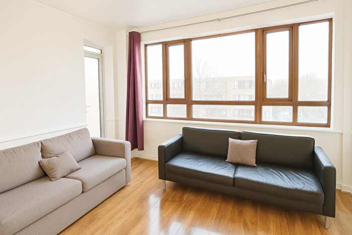 2 Bedroom Flat To Rent In Chadswell House, Cromer Street, WC1H